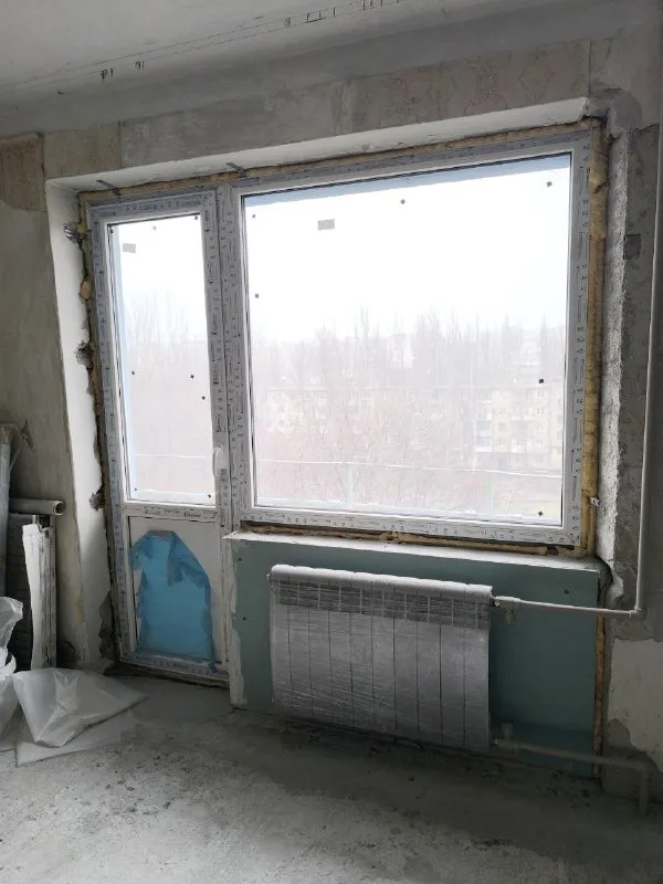 Продается 1-комнатная квартира 🌇в пролетарском районе г. Донецка! Ориентир – кондитерская-пекарня "ласуня". 📍 удобная инфраструктура: рядом магазины, школа, детский сад, парк. Во дворе – парковочные места. ✅этаж: 7 из 9 ✅общая площадь: 32 м² ✅состояние: квартира с начатым капитальным ремонтом, выполнены все черновые работы и заменены коммуникации. 🔥 ремонт делался для себя с использованием дорогих и качественных материалов: стяжка пола, новая электропроводка, современная система отопления и водопровода 👍преимущества: остались только отделочные работы, которые вы сможете выполнить по своему вкусу, создав идеальное пространство для жизни. 💰цена: 2 500 000 ₽ 🔥🔥 📑документы готовы к сделке. Звоните, договоримся о просмотре в удобное для вас время! 📲☎️+7(949)400-87-03 (telegram) ольга, центр недвижимости "мир" подписаться  |  дать объявление - фотография - 7