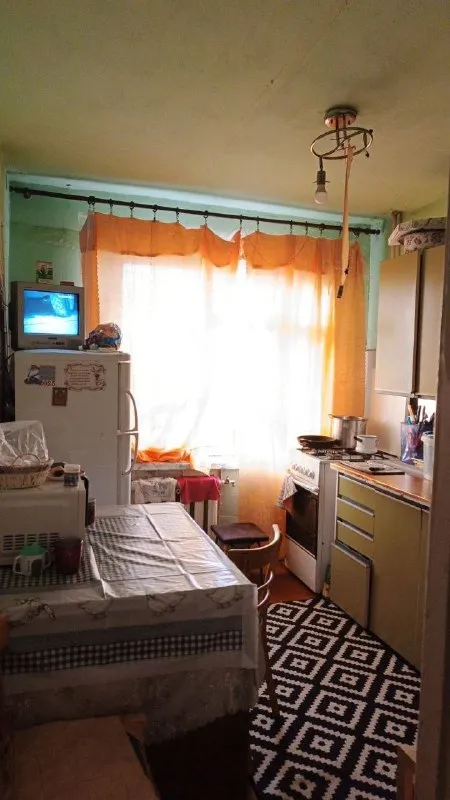 Продается 3х комнатная квартира г. Шахтерск +79490531709 3,500,000 - фотография - 4