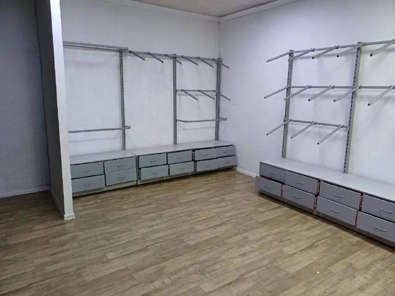 Сдаётся коммерческое помещение в центре мариуполя! 🌇город мариуполь центр города — проспект ленина📌 📐 площадь: 25 м² 🏢 2 этаж (над продуктовым магазином) 🔌 все необходимые коммуникации подключены ✅помещение светлое и удобное для работы. ✅отлично подойдёт для бизнеса в сфере услуг или торговли. 💼 подойдёт под: • магазин одежды / обуви • косметику и парфюмерию • аксессуары • зоотовары • товары для дома • спорттовары • подарки и т. .. Mg/emoji/40/e2988e. Png')">☎️ звоните: +7 (949) 835-76-48 📩 telegram: +7 (949) 714-34-58 🛫подписаться  |  дать объявление 📲наш max - фотография - 2