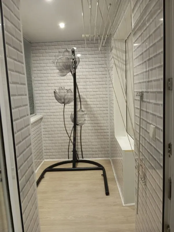 🏡продаётся 2-двухкомнатная квартира 🌇город: донецк днр 🏙️район: киевский шахтерская площадь • этажность–3/9 жилого дома • комнаты площадью 16 м2 и 12.5 м2 • квартира с ремонтом • есть большая лоджия, вход с двух комнат • квартира продаётся с мебелью и бытовой техникой • вода по графику • документы готовы 🔥собственник 💴цена: 7🍋300.000 рублей ☎️+7(949) 358-33-05 📨подписаться - фотография - 6