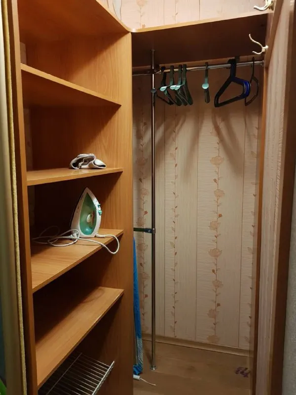 Сдаю однокомнатную квартиру аренда от собственника❗️ 🌇город мариуполь, на металлургов 35.📌 ✅долгосрочно, можно порядочной семье. ✅есть бытовая техника, меблирована, есть диван на двоих и ещё одно спальное место. Для ребенка например. 💰оплата ежемесячно 15000, + ком. Услуги. Договор аренды. Не агентство! Обращаться в телеграмм 📲 @ekaterina35890 🛫подписаться  |  дать объявление 📲наш max - фотография - 2