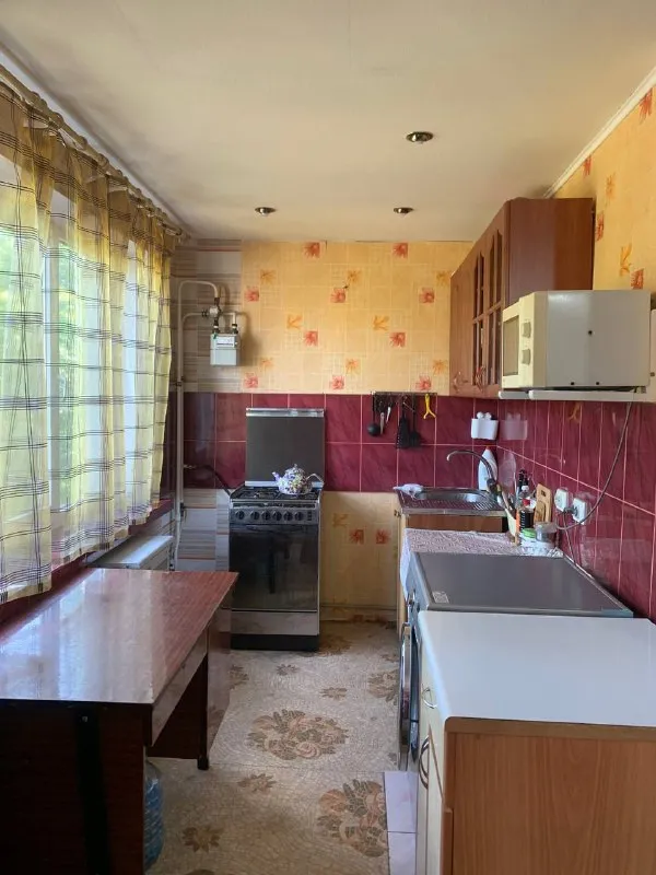 Продам 3х комнатную квартиру продажа от собственника❗️ 🌇днр в г. Шахтерске. 📍 ✅квартира уютная, светлая, теплая (с индивидуальным отоплением. ✅плошадь 56,22 м ✅квартира с удобной перепла- нировкой : 2-е изолированные спальни, кухня- гостинная (20,5м), совмещена. Санузел с теплым полом. ✅новая зл. Проводка и все комуникации. ✅. .. Telegram. Org/img/emoji/40/f09f92b0.png')">💰цена 3.400.000 ₽, торг есть 📲☎️+79856416150 елена собственник 📲☎️+79493274222 🛫подписаться  |  дать объявление 📲наш max - фотография - 8