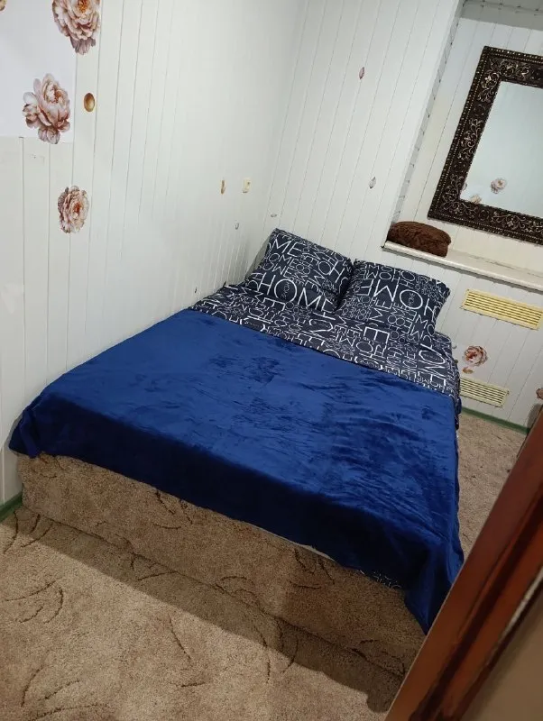 Сдается на ночь и пачасово   🌇донецк ул. Васнецова, 13 (р-н бакинских комиссаров)📍 ✨ уникальная квартира—всё в одном месте!  💦 вода 24/7 (холодная + горячая)  ✅ сдаётся от 2 часов❗️  💰 от 1500 ₽/час  💰 весь комплекс до 4 чел. — всего 2500 ₽!(от 3- ёх часов скидка) 🎱 бильярд. 🌡️ парилка *(по предзаказу)* - фотография - 8