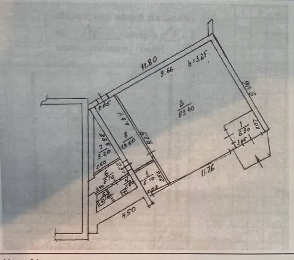 Продажа коммерческого помещения бывшее отделение банка - 🌇донецк, ул. Артёма 146, шахтерская площадь 📌 📑документы готовы ✅общая площадь 123 м2 : ✅помещение по фасаду, отдельный вход ✅без ремонта, кабинеты для сотрудников, кассы банка с сейфами, клиентский зал. ✅санузел ✅потолки высокие собственник на сделке. 💰стоимость : 12.000.000 ₽ 📲☎️+79490370636 подписаться  |  📩дать объявление 📲наш max - фотография - 4