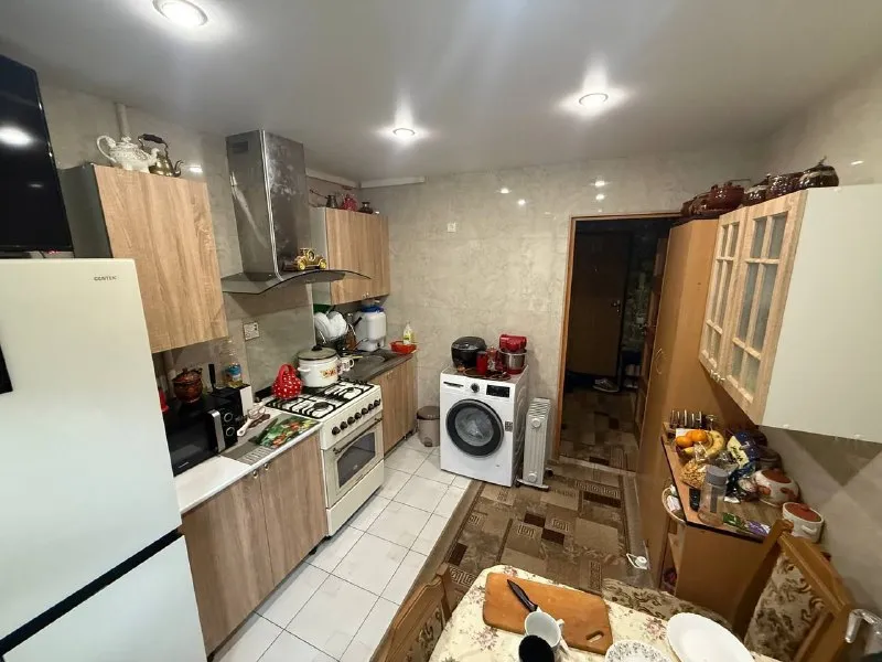 Продажа трехкомнатной квартиры 🌇город донецк, в ленинском районе ул. Ионова. 📌 📑документы готовы рф квартира продается без мебели и техники или по договоренности ‼️ ✅площадь 67 кв. М ✅кухня 9.2 ✅этаж 3/9ти ✅ремонт делался год назад 📷фото не качественные - много личных вещей - лучше смотр. .. Oji" style="background-image:url('//telegram. Org/img/emoji/40/f09f92b0.png')">💰стоимость: 6.5 млн. Рублей 📲☎️79495059339 📲☎️79490370636 ан "город" подписаться  |  📩дать объявление 📲наш max - фотография - 8