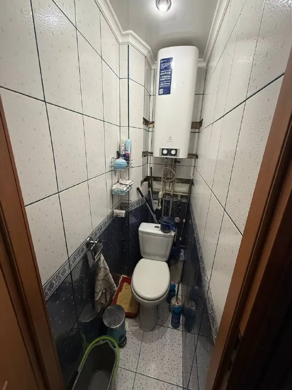 Продажа трехкомнатной квартиры 🌇город донецк, в ленинском районе ул. Ионова. 📌 📑документы готовы рф квартира продается без мебели и техники или по договоренности ‼️ ✅площадь 67 кв. М ✅кухня 9.2 ✅этаж 3/9ти ✅ремонт делался год назад 📷фото не качественные - много личных вещей - лучше смотр. .. Oji" style="background-image:url('//telegram. Org/img/emoji/40/f09f92b0.png')">💰стоимость: 6.5 млн. Рублей 📲☎️79495059339 📲☎️79490370636 ан "город" подписаться  |  📩дать объявление 📲наш max - фотография - 9