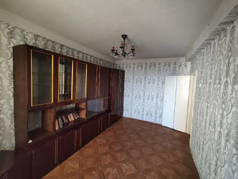 Продам 2-х комнатную квартиру в харцызске (черёмушки). Отдам, как на фото (с кондиционером, холодильником, мебелью) за 2.5 🍋 (реальному покупателю торг). Тел. +79493559456, +79148730548 (max, telegram) ▪️ недвижимость большого харцызска 👈 подписаться ▪️ разместить объявление ▪️ обсудить - фотография - 2