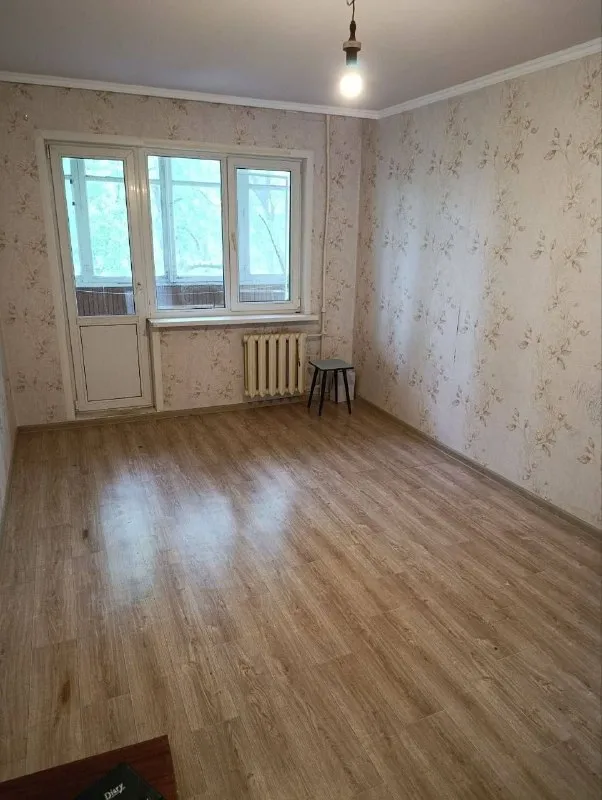 Продам двухкомнатную квартиру 🌇донецк, бульвар шахтостроителей! 📌 ✅этажность 2/5ти. ✅брежневка! 45кв. М! ✅квартира не угловая, теплая и просторная. 💦вода по графику! 📍в шаговой доступности школы, сквер строитель, калининский рынок. 💰цена 4 500 000 ₽ 📲☎️+79493467932 ольга* ок. Риэлтор* подписаться  |  📩дать объявление 📲наш max - фотография - 4