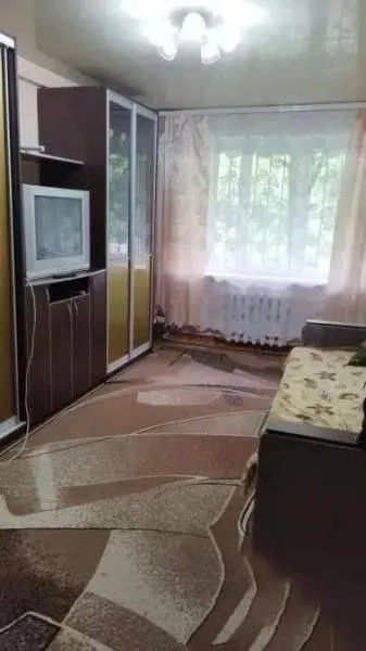 Сдается в аренду квартира 🌇донецк, буденновский район, майский рынок📌 ✅после ремонта, все для проживания есть. 💦вода 24/7! ❗️долгосрочно, без животных! 📍рядом : школа, больница, рынок, садик, магазины. 💰цена 35,000 ₽ + ком. Услуги 📲☎️+79493467932 ольга* ок. Риэлтор* подписаться  |  📩дать объявление 📲наш max - фотография - 2