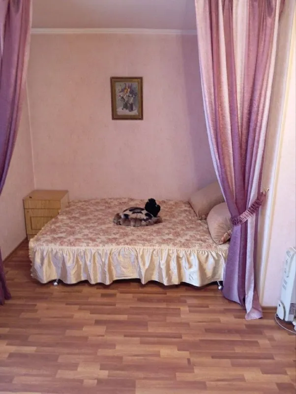 Аренда! Шахтерская площадь! Сдам 1к квартиру. Этажность 10/16ти, шахтерская площадь, очень удобная транспортная развязка, крупногабаритная, вода идёт отлично, вся бытовая техника! Цена 20,000р + коммуналка, залог! Не военных, паре или одному(одной). +79493268382 виктория ан *ок. Риэлтор* - фотография - 2