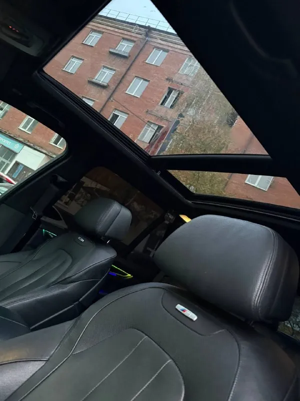Продам зверя bmw x5 f15 560 лс 800крутящего 0-100 4 сек !!!мотор весь перебрали и усилили!!! для тех кто боится этих моторов на пробеге 238к полностью кап ремонт двигателя, так что на пробег можно не смотреть, (расхода масла нет) даже при нажатии на тапочку сделан грамотный stage цвет белый перламутр !!!вся в родной краске!!! обвес m performance + сплитера вокруг полностью заменена подсветка салона ( v3 с приветствием и доп подсветками ног и дверных карт) фары выкрашены маски и выкрашены разделители в синий под g стиль полностью переделан выхлоп (с заслонками (можно делать тихо и громко) 90 доунпайпы и 76 трасса на 4 сопла (160к только отдал за это) 21 колеса lumma без изъянов конак сварки и т. п, полностью новая резина электронная приборная панель (4режима разных приборок) салон в превосходном состоянии в максимальной комплектации на ломайках панорама черный потолок доводчики дверей по машине много есть чего рассказать, заинтересованным все расскажу по телефону цена 3.3 🍋 89094076663 адекватный торг приветствуется) связь: vk. ru/archi_tattoo - фотография - 5