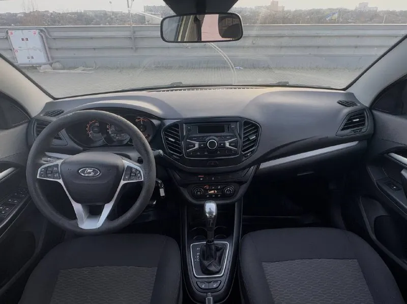 🏁в продаже lada vesta год выпуска: 2021 пробег на табло: 135 000 км птс: электронный, юр. чистый двигатель: 1.6 бензин трансмиссия: cvt vin: xtagfl440ny595812 цена: 690 000 новая цена: 680 000 руб. 📞 + 7 (928) 113-61-61 адрес: г. ростов-на-дону, тц «сиверс», пр. сиверса, 23 – как нас найти способы оплаты: — наличные; — кредит (20 банков); — безнал без ндс; — обмен на ваш авто. больше подробностей об авто и способах оплаты узнавайте у менеджера @autozaorndbot ________________ смотрите все авто в наличии – https://autozao. ru/ 🗺️ присоединяйтесь к авто зао в других городах: — москва — краснодар — екатеринбург - фотография - 5