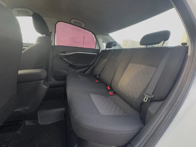 🏁в продаже lada vesta год выпуска: 2021 пробег на табло: 135 000 км птс: электронный, юр. чистый двигатель: 1.6 бензин трансмиссия: cvt vin: xtagfl440ny595812 цена: 690 000 новая цена: 680 000 руб. 📞 + 7 (928) 113-61-61 адрес: г. ростов-на-дону, тц «сиверс», пр. сиверса, 23 – как нас найти способы оплаты: — наличные; — кредит (20 банков); — безнал без ндс; — обмен на ваш авто. больше подробностей об авто и способах оплаты узнавайте у менеджера @autozaorndbot ________________ смотрите все авто в наличии – https://autozao. ru/ 🗺️ присоединяйтесь к авто зао в других городах: — москва — краснодар — екатеринбург - фотография - 9