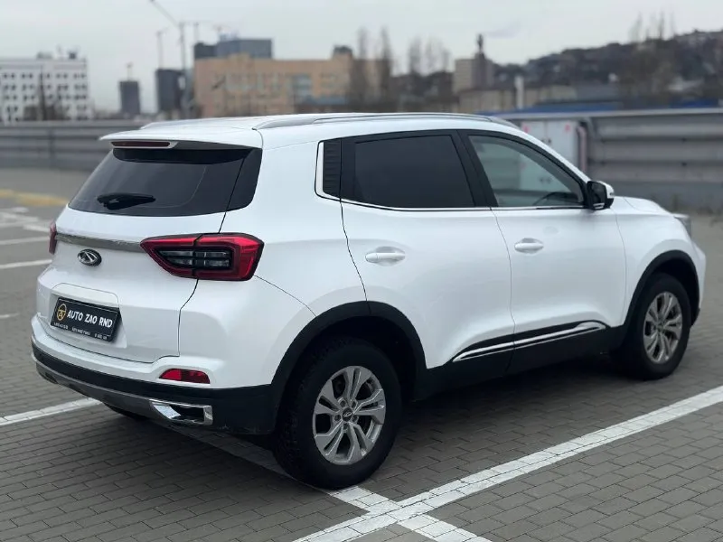 🏁в продаже chery tiggo 4 pro год выпуска: 2023 пробег на табло: 69 000 км птс: электронный, юр. чистый двигатель: 1.5 бензин трансмиссия: cvt vin: lvvdb21b1pd977048 цена: 1 120 000 новая цена: 1 100 000 руб. 📞 + 7 (928) 113-61-61 адрес: г. ростов-на-дону, тц «сиверс», пр. сиверса, 23 – как нас найти способы оплаты: — наличные; — кредит (20 банков); — безнал без ндс; — обмен на ваш авто. больше подробностей об авто и способах оплаты узнавайте у менеджера в @autozaorndbot __________________ смотрите все авто в наличии – https://autozao. ru/ 🗺️ присоединяйтесь к авто зао в других городах: — москва — краснодар — екатеринбург - фотография - 3
