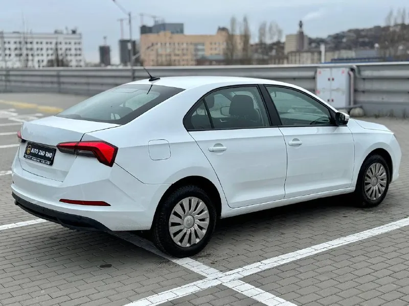 🏁в продаже skoda rapid год выпуска: 2021 пробег на табло: 114 000 км птс: электронный, юр. чистый двигатель: 1.6 бензин трансмиссия: ат vin: xw8ac2nh5mk133759 цена: 1 000 000 новая цена: 990 000 руб. 📞 + 7 (928) 113-61-61 адрес: г. ростов-на-дону, тц «сиверс», пр. сиверса, 23 – как нас найти способы оплаты: — наличные; — кредит (20 банков); — безнал без ндс; — обмен на ваш авто. больше подробностей об авто и способах оплаты узнавайте у менеджера в @autozaorndbot __________________ смотрите все авто в наличии – https://autozao. ru/ 🗺️ присоединяйтесь к авто зао в других городах: — москва — краснодар — екатеринбург - фотография - 4