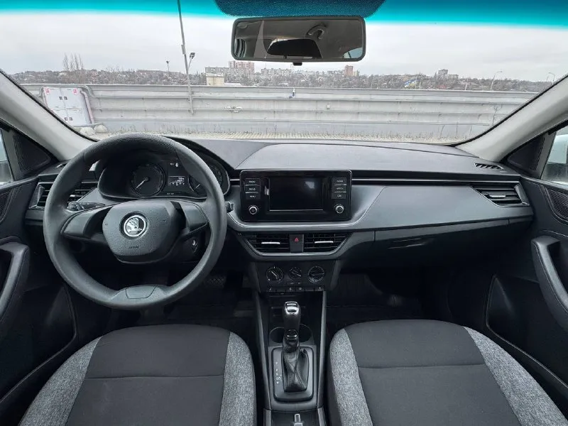 🏁в продаже skoda rapid год выпуска: 2021 пробег на табло: 114 000 км птс: электронный, юр. чистый двигатель: 1.6 бензин трансмиссия: ат vin: xw8ac2nh5mk133759 цена: 1 000 000 новая цена: 990 000 руб. 📞 + 7 (928) 113-61-61 адрес: г. ростов-на-дону, тц «сиверс», пр. сиверса, 23 – как нас найти способы оплаты: — наличные; — кредит (20 банков); — безнал без ндс; — обмен на ваш авто. больше подробностей об авто и способах оплаты узнавайте у менеджера в @autozaorndbot __________________ смотрите все авто в наличии – https://autozao. ru/ 🗺️ присоединяйтесь к авто зао в других городах: — москва — краснодар — екатеринбург - фотография - 5