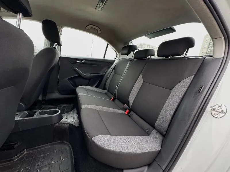 🏁в продаже skoda rapid год выпуска: 2021 пробег на табло: 114 000 км птс: электронный, юр. чистый двигатель: 1.6 бензин трансмиссия: ат vin: xw8ac2nh5mk133759 цена: 1 000 000 новая цена: 990 000 руб. 📞 + 7 (928) 113-61-61 адрес: г. ростов-на-дону, тц «сиверс», пр. сиверса, 23 – как нас найти способы оплаты: — наличные; — кредит (20 банков); — безнал без ндс; — обмен на ваш авто. больше подробностей об авто и способах оплаты узнавайте у менеджера в @autozaorndbot __________________ смотрите все авто в наличии – https://autozao. ru/ 🗺️ присоединяйтесь к авто зао в других городах: — москва — краснодар — екатеринбург - фотография - 8