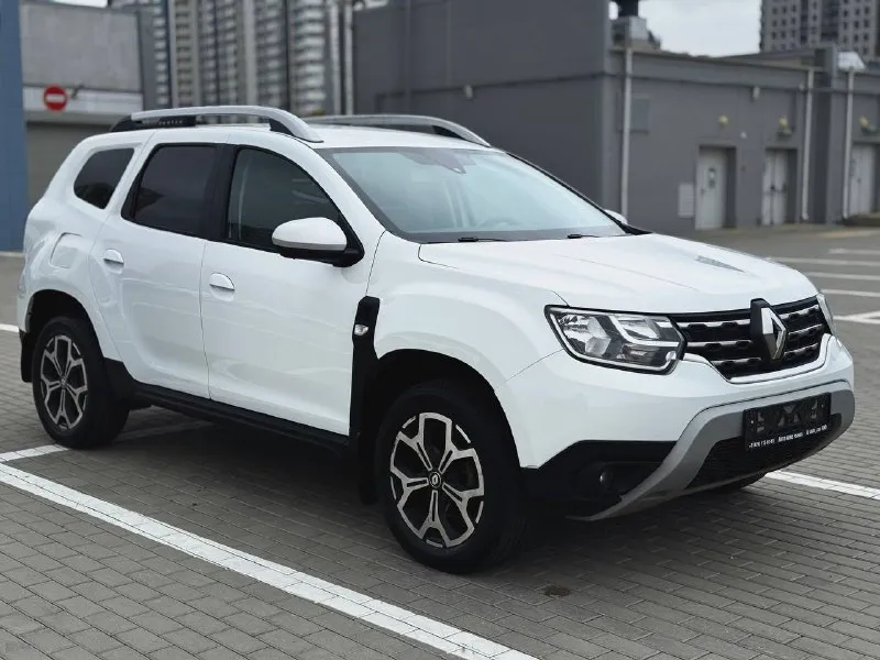 🏁в продаже renault duster комплектация: style год выпуска: 2021 пробег на табло: 64 000 км птс: электронный, юр. чистый двигатель: 1.3 бензин трансмиссия: cvt vin: x7lhsrp3968539041 цена: 1 290 000 новая цена: 1 280 000 руб. 📞 + 7 (928) 113-61-61 адрес: г. ростов-на-дону, тц «сиверс», пр. сиверса, 23 – как нас найти способы оплаты: — наличные; — кредит (20 банков); — безнал без ндс; — обмен на ваш авто. больше подробностей об авто и способах оплаты узнавайте у менеджера @autozaorndbot _______________ смотрите все авто в наличии – https://autozao. ru/ 🗺️ присоединяйтесь к авто зао в других городах: — москва — краснодар — екатеринбург - фотография - 2