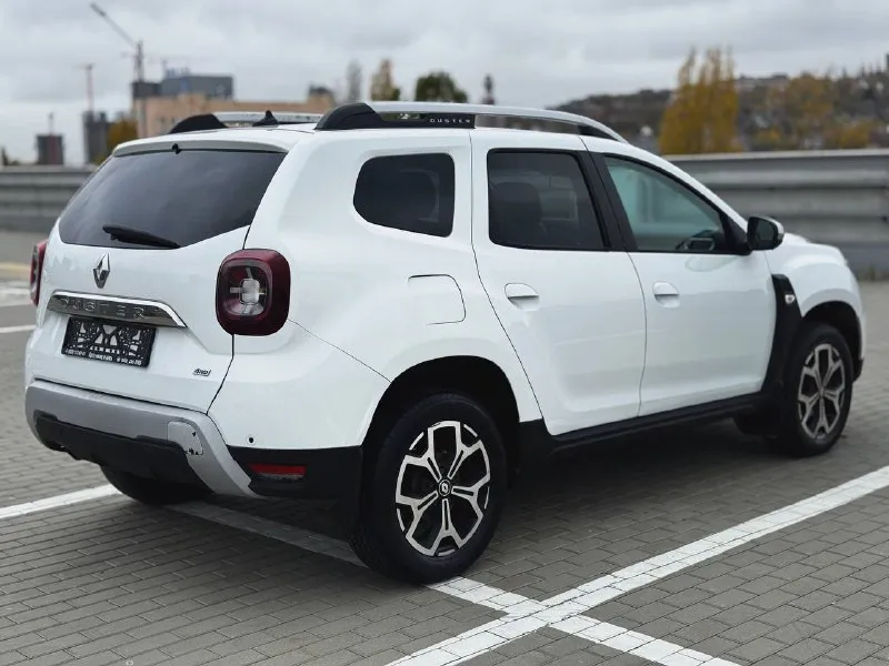 🏁в продаже renault duster комплектация: style год выпуска: 2021 пробег на табло: 64 000 км птс: электронный, юр. чистый двигатель: 1.3 бензин трансмиссия: cvt vin: x7lhsrp3968539041 цена: 1 290 000 новая цена: 1 280 000 руб. 📞 + 7 (928) 113-61-61 адрес: г. ростов-на-дону, тц «сиверс», пр. сиверса, 23 – как нас найти способы оплаты: — наличные; — кредит (20 банков); — безнал без ндс; — обмен на ваш авто. больше подробностей об авто и способах оплаты узнавайте у менеджера @autozaorndbot _______________ смотрите все авто в наличии – https://autozao. ru/ 🗺️ присоединяйтесь к авто зао в других городах: — москва — краснодар — екатеринбург - фотография - 3