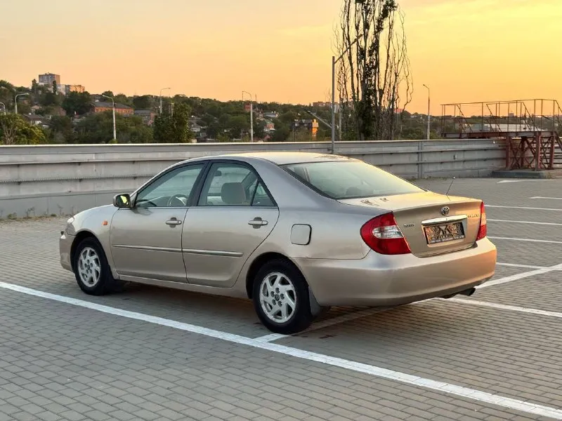 🚘 в продаже toyota camry xv30 год выпуска: 2003 пробег на табло: 286 000 км птс: оригинал, юр. чистый двигатель: 2.4 трансмиссия: mt vin: jtdbe38k300133899 цена: уточняйте у менеджера в @autozaorndbot 📞 +7 (863) 209-79-25 адрес: г. ростов-на-дону, тц «сиверс», пр. сиверса, 23 – как нас найти ежедневно с 10:00 до 20:00 способы оплаты: — наличные; — кредит (20 банков); — безнал без ндс; — обмен на ваш авто. смотрите все авто в наличии – https://autozao. ru/ _______________ 🗺️ присоединяйтесь к авто зао в других городах: — москва — краснодар — екатеринбург - фотография - 4