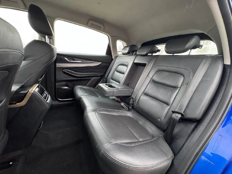 🏁в продаже exeed lx год выпуска: 2023 пробег на табло: 56 000 км птс: электронный, юр. чистый двигатель: 1.5 бензин трансмиссия: cvt vin: lvtdb21b8pe904262 цена: 1 480 000 руб. 📞 + 7 (863)209-79-25 адрес: г. ростов-на-дону, тц «сиверс», пр. сиверса, 23 – как нас найти способы оплаты: — наличные; — кредит (20 банков); — безнал без ндс; — обмен на ваш авто. больше подробностей об авто и способах оплаты узнавайте у менеджера в @autozaorndbot __________________ смотрите все авто в наличии – https://autozao. ru/ 🗺️ присоединяйтесь к авто зао в других городах: — москва — краснодар — екатеринбург - фотография - 10