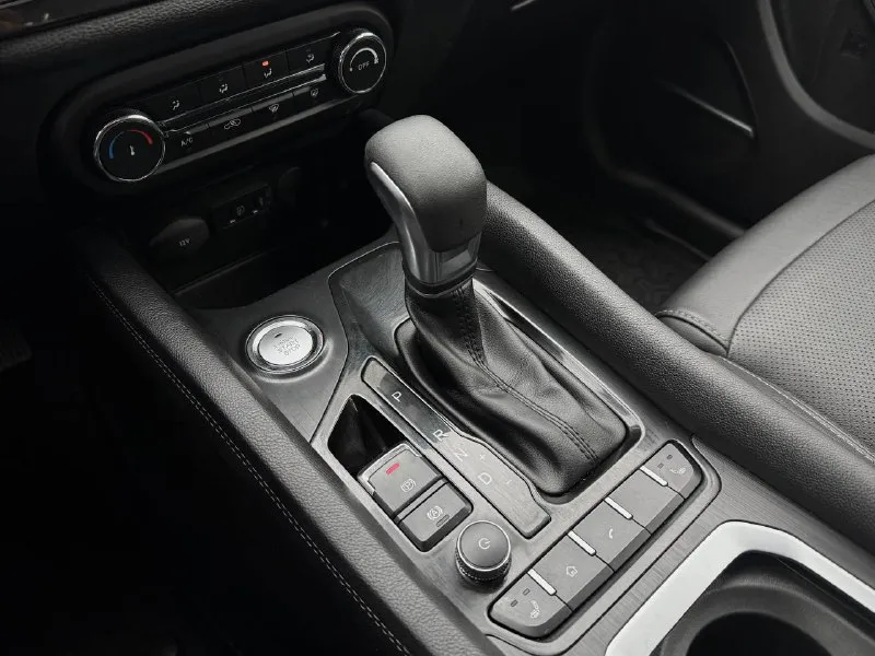 🏁в продаже chery tiggo 4 год выпуска: 2022 пробег на табло: 48 000 км птс: электронный, юр. чистый двигатель: 1.5 бензин трансмиссия: cvt vin: lvvdb21b6nd900463 цена: 1 080 000 новая цена: 990 000 руб. 📞 + 7 (863)209-79-25 адрес: г. ростов-на-дону, тц «сиверс», пр. сиверса, 23 – как нас найти способы оплаты: — наличные; — кредит (20 банков); — безнал без ндс; — обмен на ваш авто. больше подробностей об авто и способах оплаты узнавайте у менеджера в @autozaorndbot __________________ смотрите все авто в наличии – https://autozao. ru/ 🗺️ присоединяйтесь к авто зао в других городах: — москва — краснодар — екатеринбург - фотография - 7