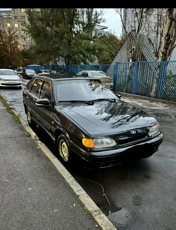 Продаю ваз 2114 2005г ростов на дону -очень красивый цвет (робин гуд) -кузов и зазоры в порядке за м... - фотография