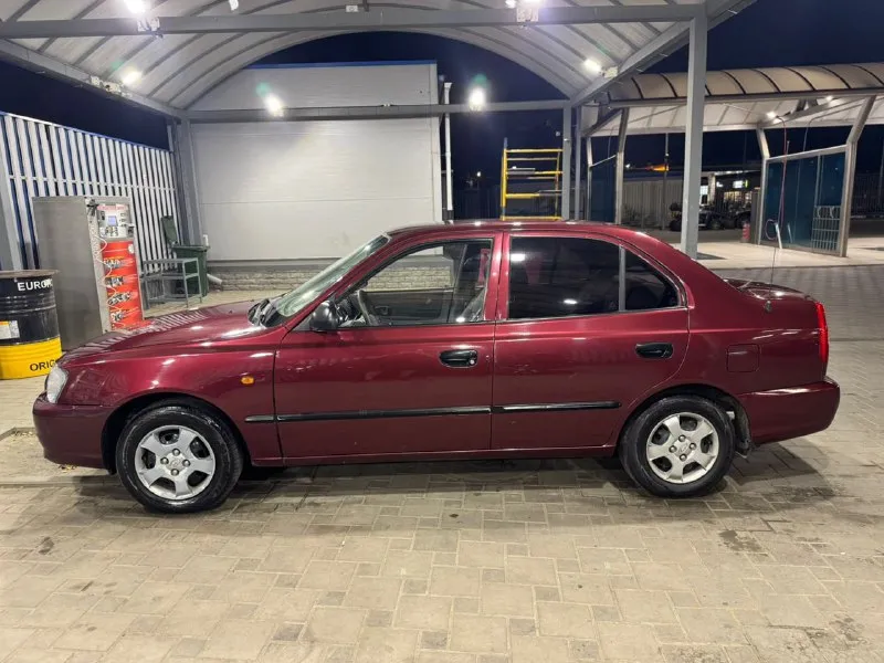 Продаю акцент, я являюсь владельцем 2 года по птс, полностью на ходу, сел и поехал, мотор масло не ж... - фотография