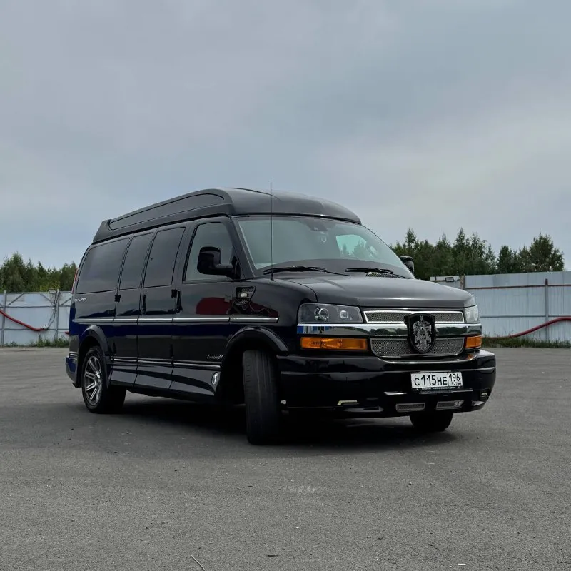 Chevrolet express 2018 год / 2 поколение / шевроле экспресс 2018 года стоимость: 11 500 000 руб. машина прошла все то, есть сервисная книжка со всеми отметками. никакого брoнировaния или пpедoплaт — вcё тoлько поcлe вaшего тщательного личного осмотра. - автомобиль готов к любым проверкам, в том числе по видеосвязи и удалённо; - готов организовать доставку в любой город россии (!); - за машиной тщательно ухаживали — салон повышенной комфортности, чистота, двигатель; - возможна продажа по ндс; - дополнительные подробности — по телефону! отвечу на любые вопросы. - 2018 год - пробег: 63 480 км - 6.0 at (320 л. с.), 6 л. - бензин - автомат - задний привод - левый руль торг уместен, возможен обмен. предлагайте. минивэн шевроле экспресс использовался для перевозки вип-пассажиров. просторный салон подходит для организации перевозки групп пассажиров (например, для туристических маршрутов и экскурсий) многодетных семей или маломобильных людей. === свяжитесь по телефону, чтобы уточнить все подробности и детали. предоставлю вин и госномер и любые фотографии и видео для вашей дополнительной проверки. ! напишите в телеграм, отвечу на любой вопрос: t. me/avsgr ! мой телефон: +7 (912) 635-48-46 если можете помочь с продажей, то таксе свяжитесь со мной. игорь. - фотография - 3