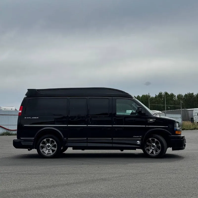 Chevrolet express 2018 год / 2 поколение / шевроле экспресс 2018 года стоимость: 11 500 000 руб. машина прошла все то, есть сервисная книжка со всеми отметками. никакого брoнировaния или пpедoплaт — вcё тoлько поcлe вaшего тщательного личного осмотра. - автомобиль готов к любым проверкам, в том числе по видеосвязи и удалённо; - готов организовать доставку в любой город россии (!); - за машиной тщательно ухаживали — салон повышенной комфортности, чистота, двигатель; - возможна продажа по ндс; - дополнительные подробности — по телефону! отвечу на любые вопросы. - 2018 год - пробег: 63 480 км - 6.0 at (320 л. с.), 6 л. - бензин - автомат - задний привод - левый руль торг уместен, возможен обмен. предлагайте. минивэн шевроле экспресс использовался для перевозки вип-пассажиров. просторный салон подходит для организации перевозки групп пассажиров (например, для туристических маршрутов и экскурсий) многодетных семей или маломобильных людей. === свяжитесь по телефону, чтобы уточнить все подробности и детали. предоставлю вин и госномер и любые фотографии и видео для вашей дополнительной проверки. ! напишите в телеграм, отвечу на любой вопрос: t. me/avsgr ! мой телефон: +7 (912) 635-48-46 если можете помочь с продажей, то таксе свяжитесь со мной. игорь. - фотография - 4