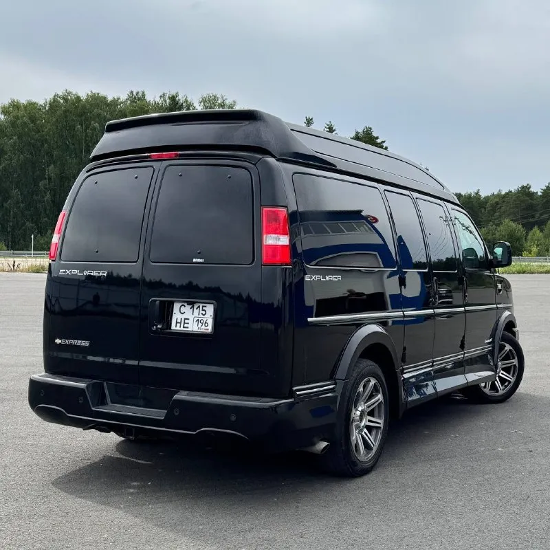 Chevrolet express 2018 год / 2 поколение / шевроле экспресс 2018 года стоимость: 11 500 000 руб. машина прошла все то, есть сервисная книжка со всеми отметками. никакого брoнировaния или пpедoплaт — вcё тoлько поcлe вaшего тщательного личного осмотра. - автомобиль готов к любым проверкам, в том числе по видеосвязи и удалённо; - готов организовать доставку в любой город россии (!); - за машиной тщательно ухаживали — салон повышенной комфортности, чистота, двигатель; - возможна продажа по ндс; - дополнительные подробности — по телефону! отвечу на любые вопросы. - 2018 год - пробег: 63 480 км - 6.0 at (320 л. с.), 6 л. - бензин - автомат - задний привод - левый руль торг уместен, возможен обмен. предлагайте. минивэн шевроле экспресс использовался для перевозки вип-пассажиров. просторный салон подходит для организации перевозки групп пассажиров (например, для туристических маршрутов и экскурсий) многодетных семей или маломобильных людей. === свяжитесь по телефону, чтобы уточнить все подробности и детали. предоставлю вин и госномер и любые фотографии и видео для вашей дополнительной проверки. ! напишите в телеграм, отвечу на любой вопрос: t. me/avsgr ! мой телефон: +7 (912) 635-48-46 если можете помочь с продажей, то таксе свяжитесь со мной. игорь. - фотография - 5