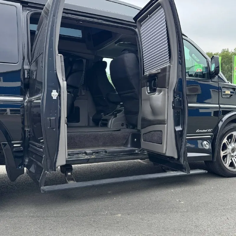 Chevrolet express 2018 год / 2 поколение / шевроле экспресс 2018 года стоимость: 11 500 000 руб. машина прошла все то, есть сервисная книжка со всеми отметками. никакого брoнировaния или пpедoплaт — вcё тoлько поcлe вaшего тщательного личного осмотра. - автомобиль готов к любым проверкам, в том числе по видеосвязи и удалённо; - готов организовать доставку в любой город россии (!); - за машиной тщательно ухаживали — салон повышенной комфортности, чистота, двигатель; - возможна продажа по ндс; - дополнительные подробности — по телефону! отвечу на любые вопросы. - 2018 год - пробег: 63 480 км - 6.0 at (320 л. с.), 6 л. - бензин - автомат - задний привод - левый руль торг уместен, возможен обмен. предлагайте. минивэн шевроле экспресс использовался для перевозки вип-пассажиров. просторный салон подходит для организации перевозки групп пассажиров (например, для туристических маршрутов и экскурсий) многодетных семей или маломобильных людей. === свяжитесь по телефону, чтобы уточнить все подробности и детали. предоставлю вин и госномер и любые фотографии и видео для вашей дополнительной проверки. ! напишите в телеграм, отвечу на любой вопрос: t. me/avsgr ! мой телефон: +7 (912) 635-48-46 если можете помочь с продажей, то таксе свяжитесь со мной. игорь. - фотография - 8