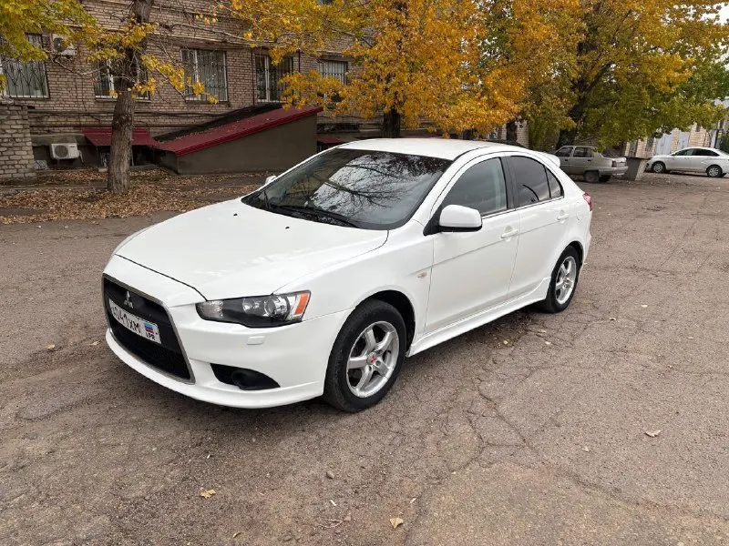Продам mitsubishi lancer 10 2009 г, 1,8 механика климат контроль круиз контроль подогрев сидений про... - фотография