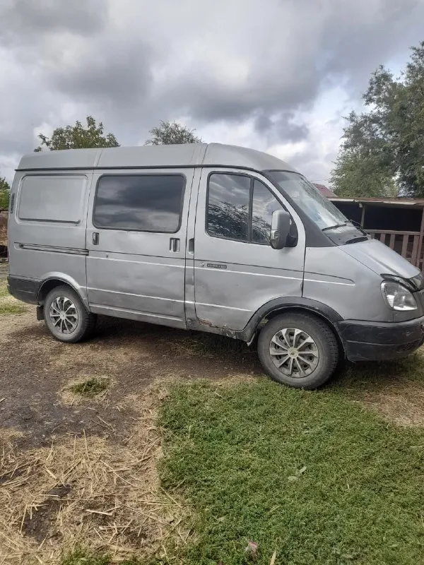 Продаю соболька, состояние норм, движок прёт как надо, масло от замены до замены уходит литр не знаю... - фотография