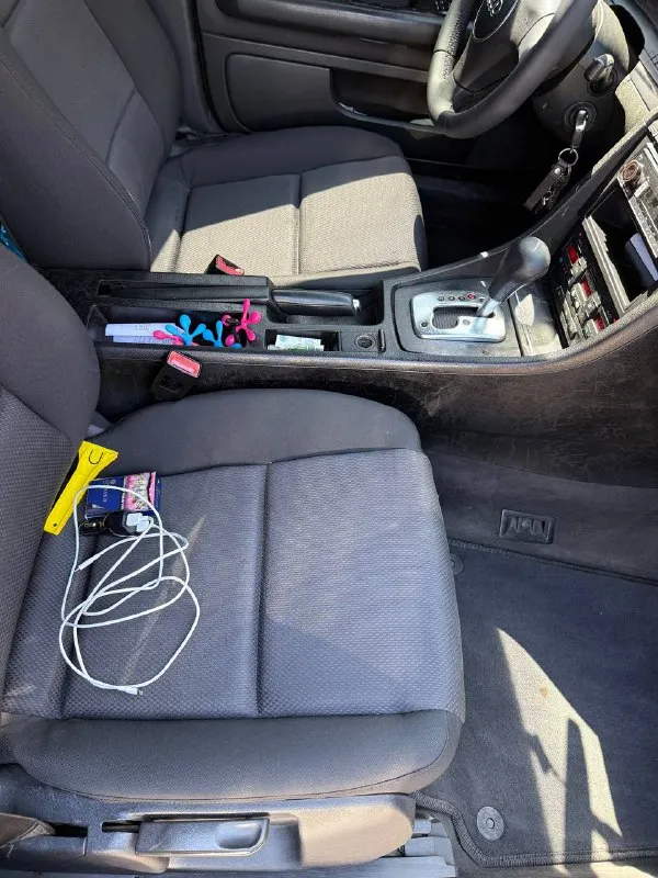 Продам ауди а4 2004 года 1.8вариатор была замена коробки летом, коробка с пробегом 70к от кабриолета... - фотография