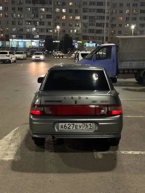Ваз 2110 2007 года машина в хорошем состоянии, дно на месте, гнили нет, мотор и коробка работают отл... - фотография