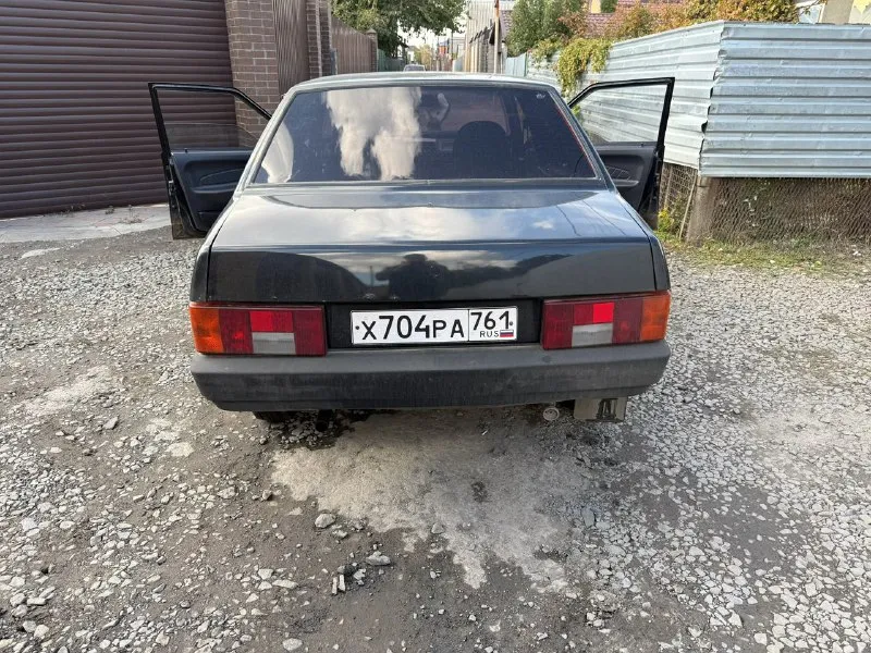 Ваз 99 инжектор в бодром состоянии, езжу каждый день. я собственник, 2005г. есть газ, зарегистрирова... - фотография