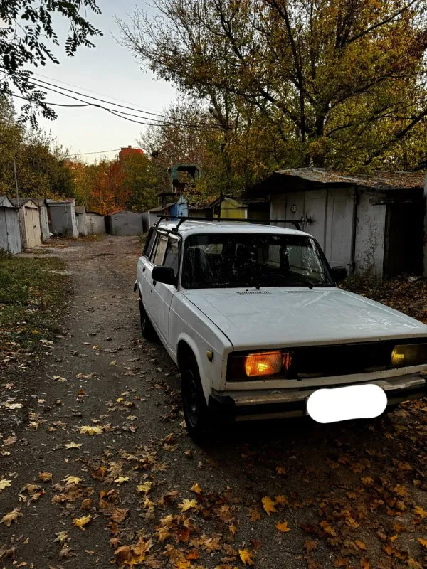 Продам ваз 2104 2006 год инжектор, 5ти ступка коробка без хрустов, передачи не вылетают двигатель в... - фотография