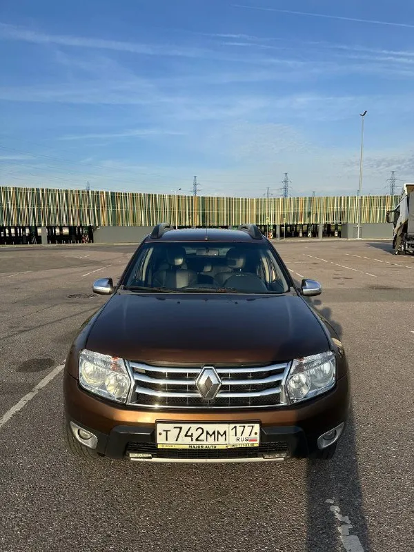 В продаже renault duster 2012 года выпуска! 785 000 рублей +79085144692 ✅ 2.0 (135 л. с.) бензин, ак... - фотография