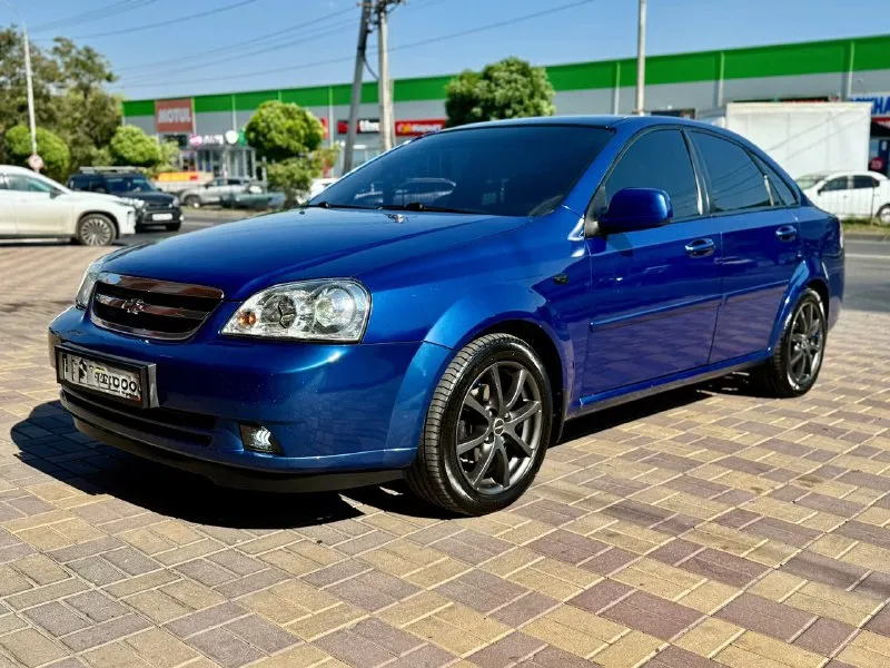 Chevrolet lacetti 2011 год, 1.6 бензин механика, 176 тыс км пробег! состояние хорошее! вложений не т... - фотография