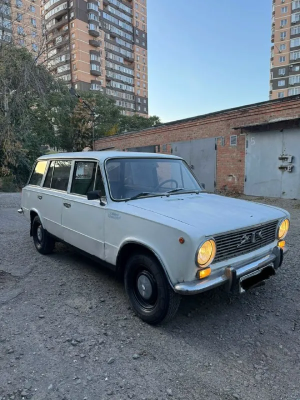 Продам ваз 2102 1973 года выпуска, на ходу, цена:67.000руб торг. контакты: https://vk. com/id1027197... - фотография