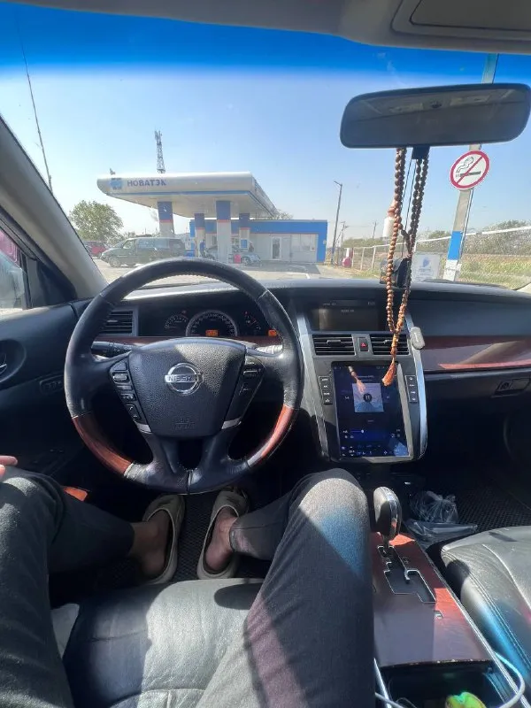 Нисан теана j31 в хорошем состоянии, 370 пробега своего, мотор не убиваемый, вариатор контактный обмен в обе стороны оцениваю в 730к, небольшой торг машина бизнес класса номер для связи +79525856574 только вотсап либо телеграм в данный момент нахожусь за границей (машину есть кому показать ) машина с сальска приоретет обмена нива shevralet (рассмотрю и другие варианты) - фотография - 2