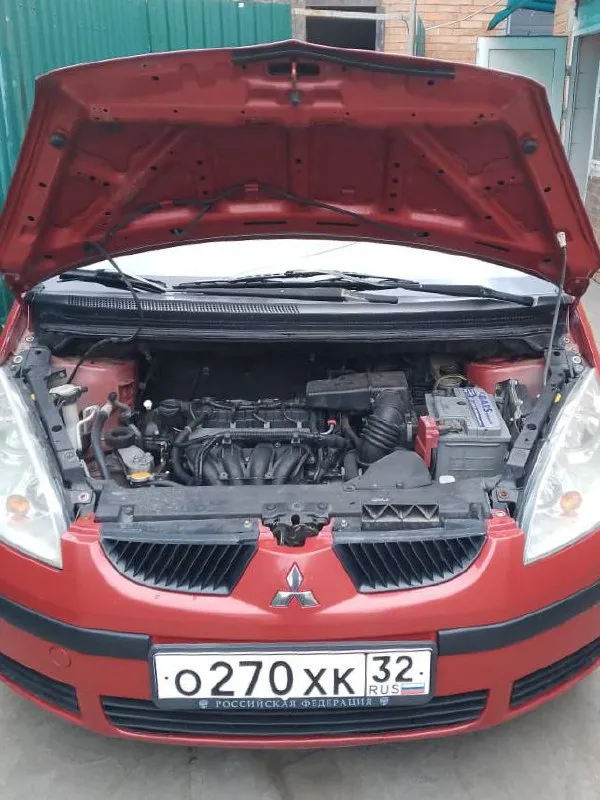 Mitsubishi colt 1.3 amt год: 2008 пробег: 268.000 км поколение: z30 (2002-2012) привод: передний мощность: 95 комплектация: invite автомобиль в отличном состоянии, комплектация с кондиционером, эсп, подогрев передних сидений, штатная магнитола, электро зеркала, обогрев зеркал и заднего стекла. двигатель работает как положено, коробка переключает плавно, подвески в норме, салон аккуратный, в подарок зимняя резина, документы в порядке цена: 450.000 (торг возможен) город: шахты / ростов-на дону номер телефона: 89381292944 анжелика - фотография - 3
