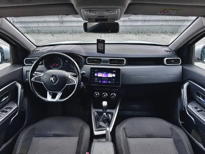 🏁в продаже renault duster комплектация: style год выпуска: 2021 пробег на табло: 63 000 км птс: электронный, юр. чистый двигатель: 1.3 бензин трансмиссия: cvt vin: x7lhsrp3968422812 цена: 1 280 000 новая цена: 1 260 000 руб. 📞 + 7 (928) 113-61-61 адрес: г. ростов-на-дону, тц «сиверс», пр. сиверса, 23 – как нас найти ежедневно с 10:00 до 20:00 способы оплаты: — наличные; — кредит (20 банков); — безнал без ндс; — обмен на ваш авто. больше подробностей об авто и способах оплаты узнавайте у менеджера @autozaorndbot _______________ смотрите все авто в наличии – https://autozao. ru/ 🗺️ присоединяйтесь к авто зао в других городах: — москва — краснодар — екатеринбург - фотография - 6