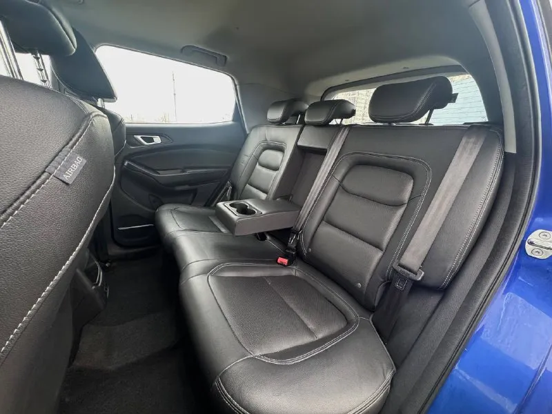 🏁в продаже chery tiggo 4 год выпуска: 2022 пробег на табло: 56 000 км птс: электронный, юр. чистый двигатель: 1.5 бензин трансмиссия: cvt vin: lvvdb21b0nd312588 цена: 1 070 000 руб. 📞 + 7 (928) 113-61-61 адрес: г. ростов-на-дону, тц «сиверс», пр. сиверса, 23 – как нас найти ежедневно с 10:00 до 20:00 способы оплаты: — наличные; — кредит (20 банков); — безнал без ндс; — обмен на ваш авто. больше подробностей об авто и способах оплаты узнавайте у менеджера @autozaorndbot _______________ смотрите все авто в наличии – https://autozao. ru/ 🗺️ присоединяйтесь к авто зао в других городах: — москва — краснодар — екатеринбург - фотография - 10