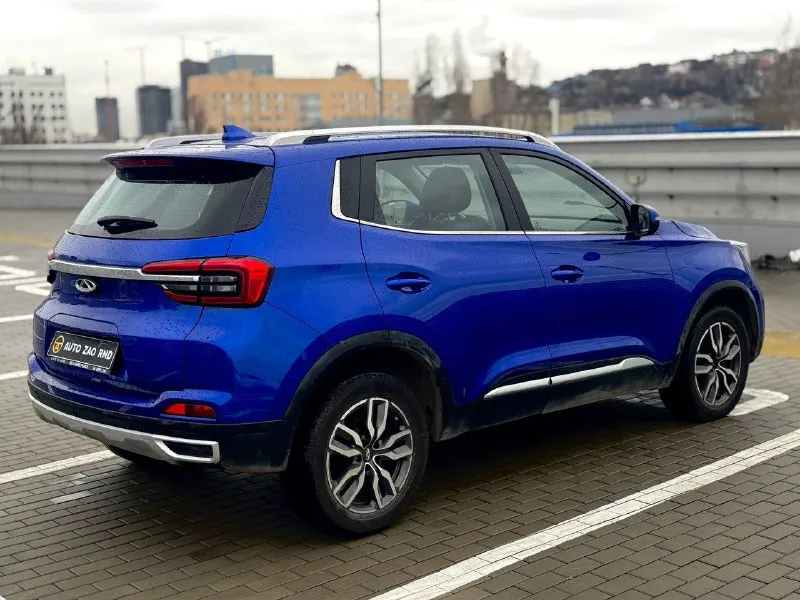 🏁в продаже chery tiggo 4 год выпуска: 2022 пробег на табло: 56 000 км птс: электронный, юр. чистый двигатель: 1.5 бензин трансмиссия: cvt vin: lvvdb21b0nd312588 цена: 1 070 000 руб. 📞 + 7 (928) 113-61-61 адрес: г. ростов-на-дону, тц «сиверс», пр. сиверса, 23 – как нас найти ежедневно с 10:00 до 20:00 способы оплаты: — наличные; — кредит (20 банков); — безнал без ндс; — обмен на ваш авто. больше подробностей об авто и способах оплаты узнавайте у менеджера @autozaorndbot _______________ смотрите все авто в наличии – https://autozao. ru/ 🗺️ присоединяйтесь к авто зао в других городах: — москва — краснодар — екатеринбург - фотография - 4