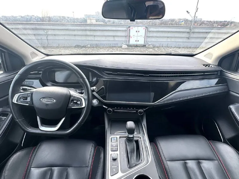 🏁в продаже omoda s5 год выпуска: 2023 пробег на табло: 55 933 км птс: электронный, юр. чистый двигатель: 1.5 бензин трансмиссия: cvt vin: lvvdc21b0pd187723 цена: 1 120 000 руб. 📞 + 7 (928) 113-61-61 адрес: г. ростов-на-дону, тц «сиверс», пр. сиверса, 23 – как нас найти способы оплаты: — наличные; — кредит (20 банков); — безнал без ндс; — обмен на ваш авто. больше подробностей об авто и способах оплаты узнавайте у менеджера в @autozaorndbot __________________ смотрите все авто в наличии – https://autozao. ru/ 🗺️ присоединяйтесь к авто зао в других городах: — москва — краснодар — екатеринбург - фотография - 5