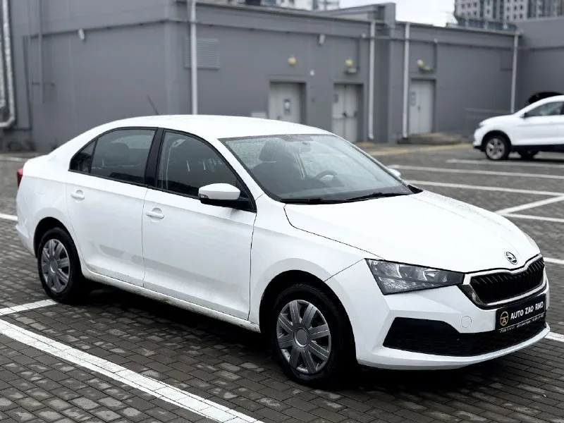 🏁в продаже skoda rapid год выпуска: 2021 пробег на табло: 115 000 км птс: электронный, юр. чистый двигатель: 1.6 бензин трансмиссия: аt vin: xw8ac2nh6mk136458 цена: 1 020 000 руб. 📞 + 7 (928) 113-61-61 адрес: г. ростов-на-дону, тц «сиверс», пр. сиверса, 23 – как нас найти способы оплаты: — наличные; — кредит (20 банков); — безнал без ндс; — обмен на ваш авто. больше подробностей об авто и способах оплаты узнавайте у менеджера в @autozaorndbot ________________ смотрите все авто в наличии – https://autozao. ru/ 🗺️ присоединяйтесь к авто зао в других городах: — москва — краснодар — екатеринбург - фотография - 2
