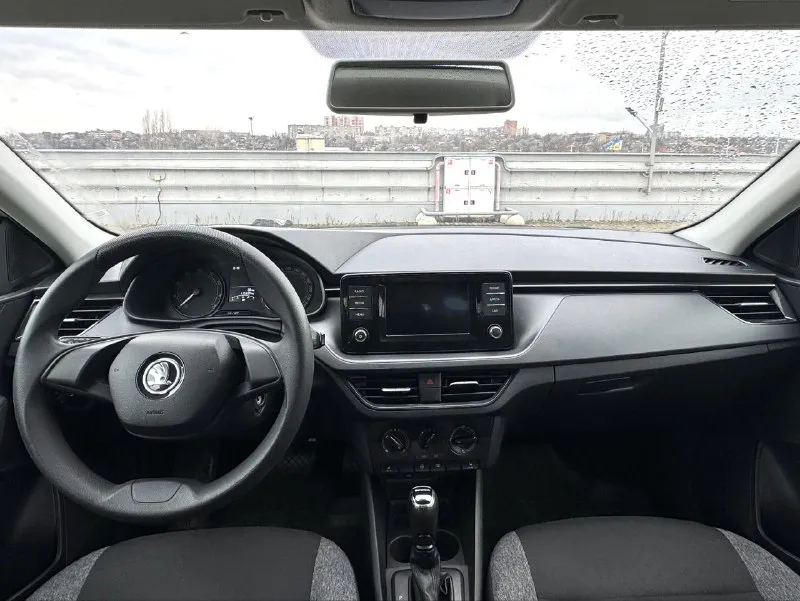 🏁в продаже skoda rapid год выпуска: 2021 пробег на табло: 115 000 км птс: электронный, юр. чистый двигатель: 1.6 бензин трансмиссия: аt vin: xw8ac2nh6mk136458 цена: 1 020 000 руб. 📞 + 7 (928) 113-61-61 адрес: г. ростов-на-дону, тц «сиверс», пр. сиверса, 23 – как нас найти способы оплаты: — наличные; — кредит (20 банков); — безнал без ндс; — обмен на ваш авто. больше подробностей об авто и способах оплаты узнавайте у менеджера в @autozaorndbot ________________ смотрите все авто в наличии – https://autozao. ru/ 🗺️ присоединяйтесь к авто зао в других городах: — москва — краснодар — екатеринбург - фотография - 5