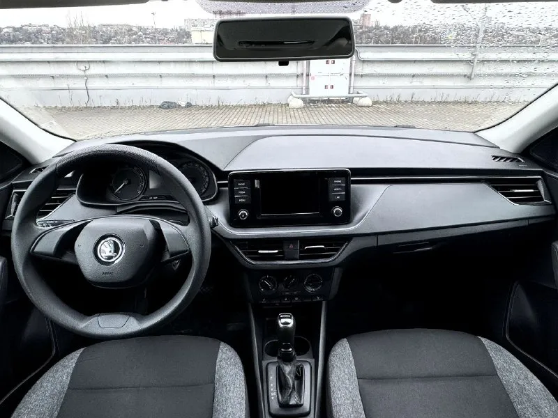 🏁в продаже skoda rapid год выпуска: 2021 пробег на табло: 122 000 км птс: электронный, юр. чистый двигатель: 1.6 бензин трансмиссия: аt vin: xw8ac2nh4mk122025 цена: 1 010 000 руб. 📞 + 7 (928) 113-61-61 адрес: г. ростов-на-дону, тц «сиверс», пр. сиверса, 23 – как нас найти способы оплаты: — наличные; — кредит (20 банков); — безнал без ндс; — обмен на ваш авто. больше подробностей об авто и способах оплаты узнавайте у менеджера в @autozaorndbot _____________ смотрите все авто в наличии – https://autozao. ru/ 🗺️ присоединяйтесь к авто зао в других городах: — москва — краснодар — екатеринбург - фотография - 5